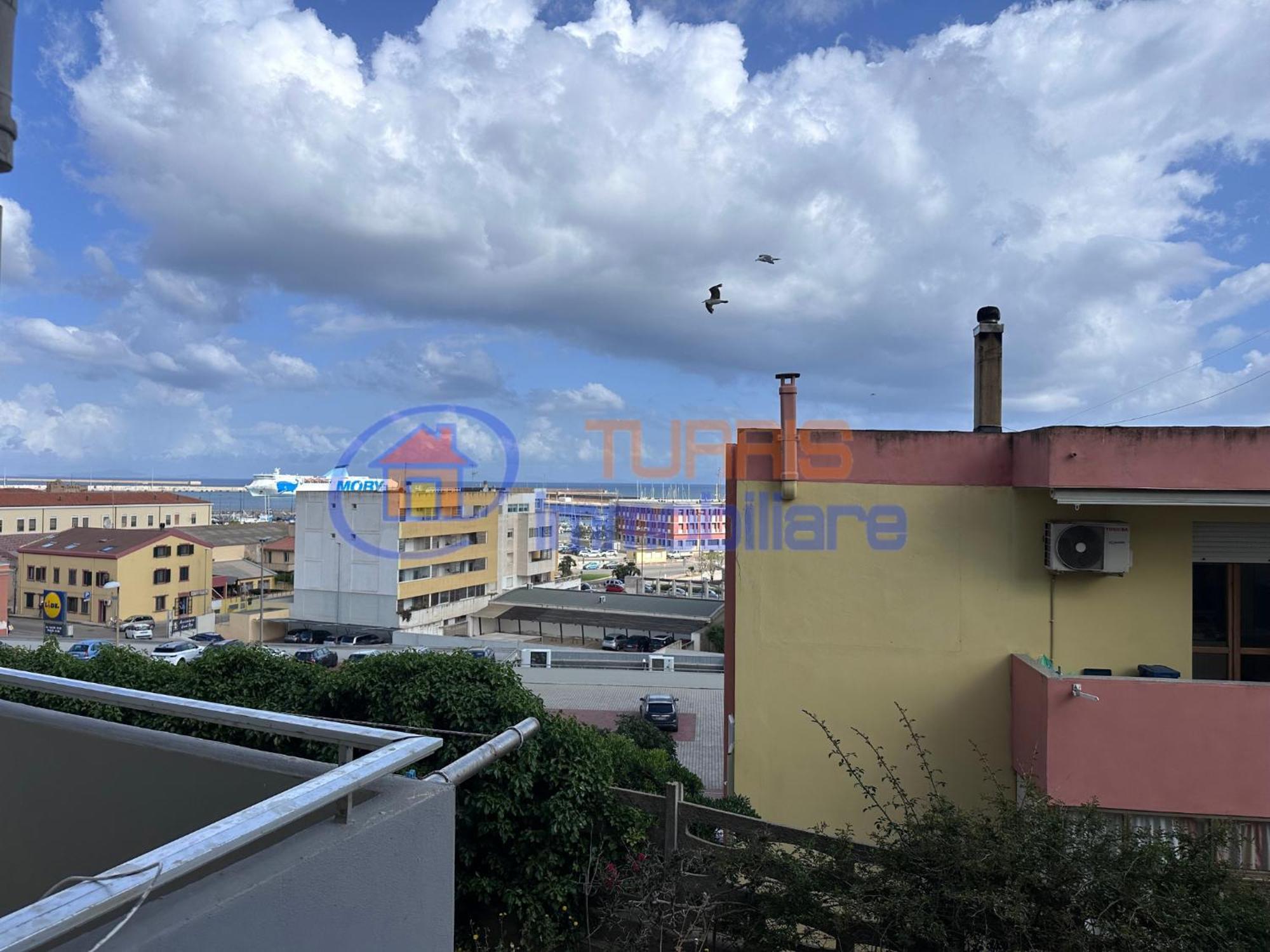Amsicora 93 Apartment Porto Torres Luaran gambar